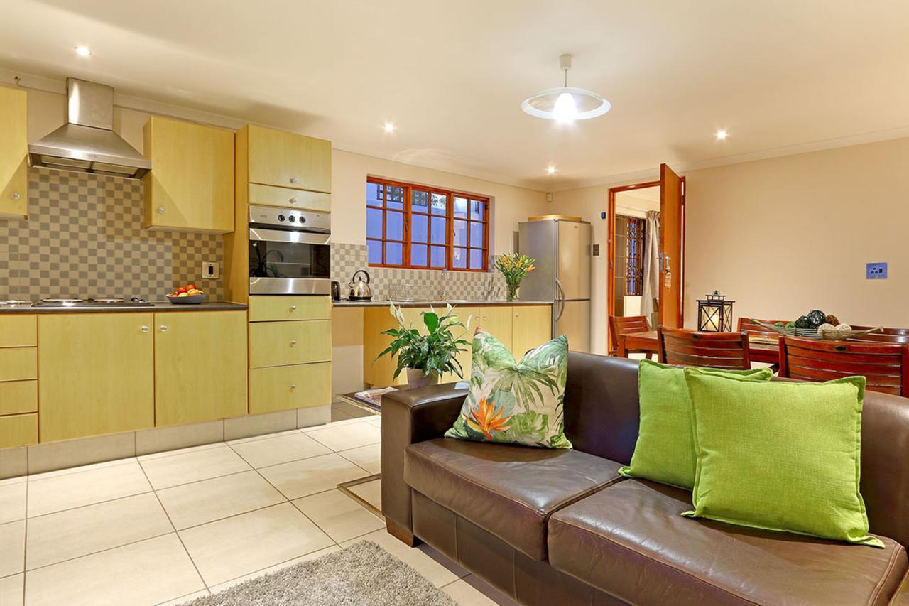 Upper Woodstock * Cape Town